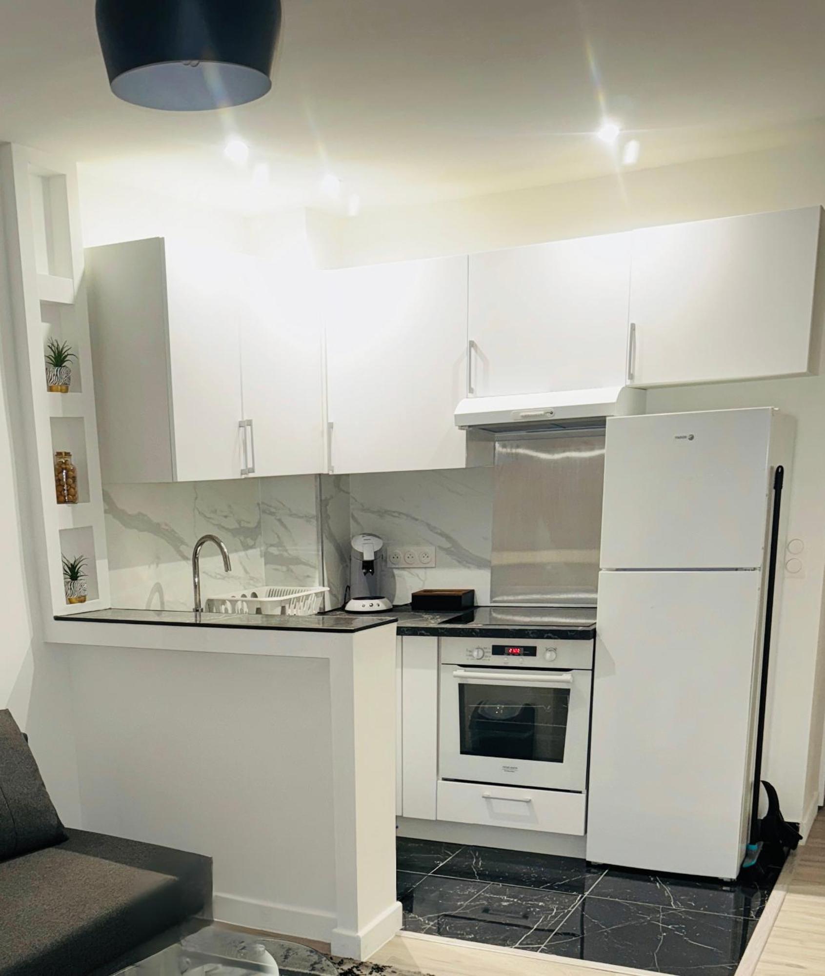 Charmante Appartement F2 Au Coeur De Paris 1Er Buitenkant foto